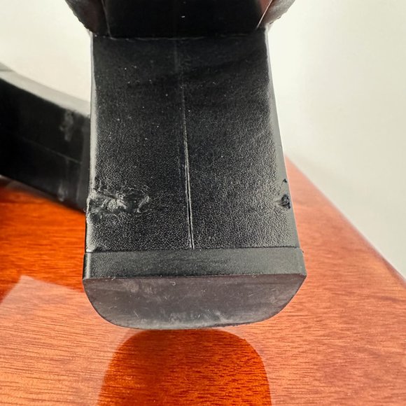 Saint Laurent Black Leather Ankle Boot - Picture 8 of 13